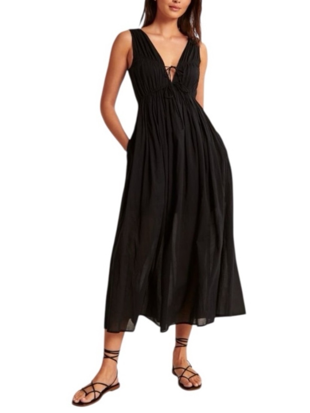 Abercrombie & Fitch Women's Tie-Front Flowy Maxi Black Maxi Dress
Large Petite